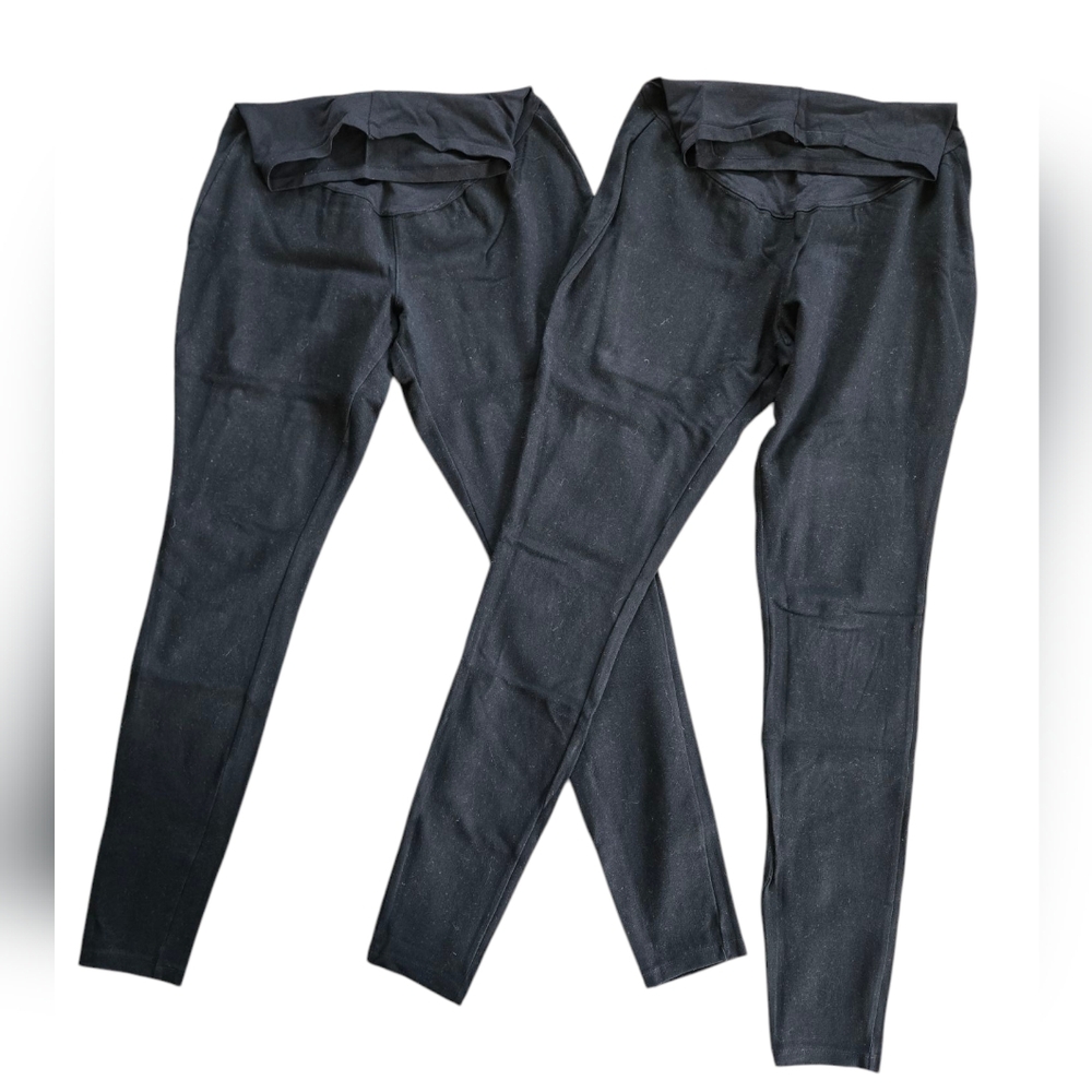 2 Pairs of Old Navy Maternity Leggings
